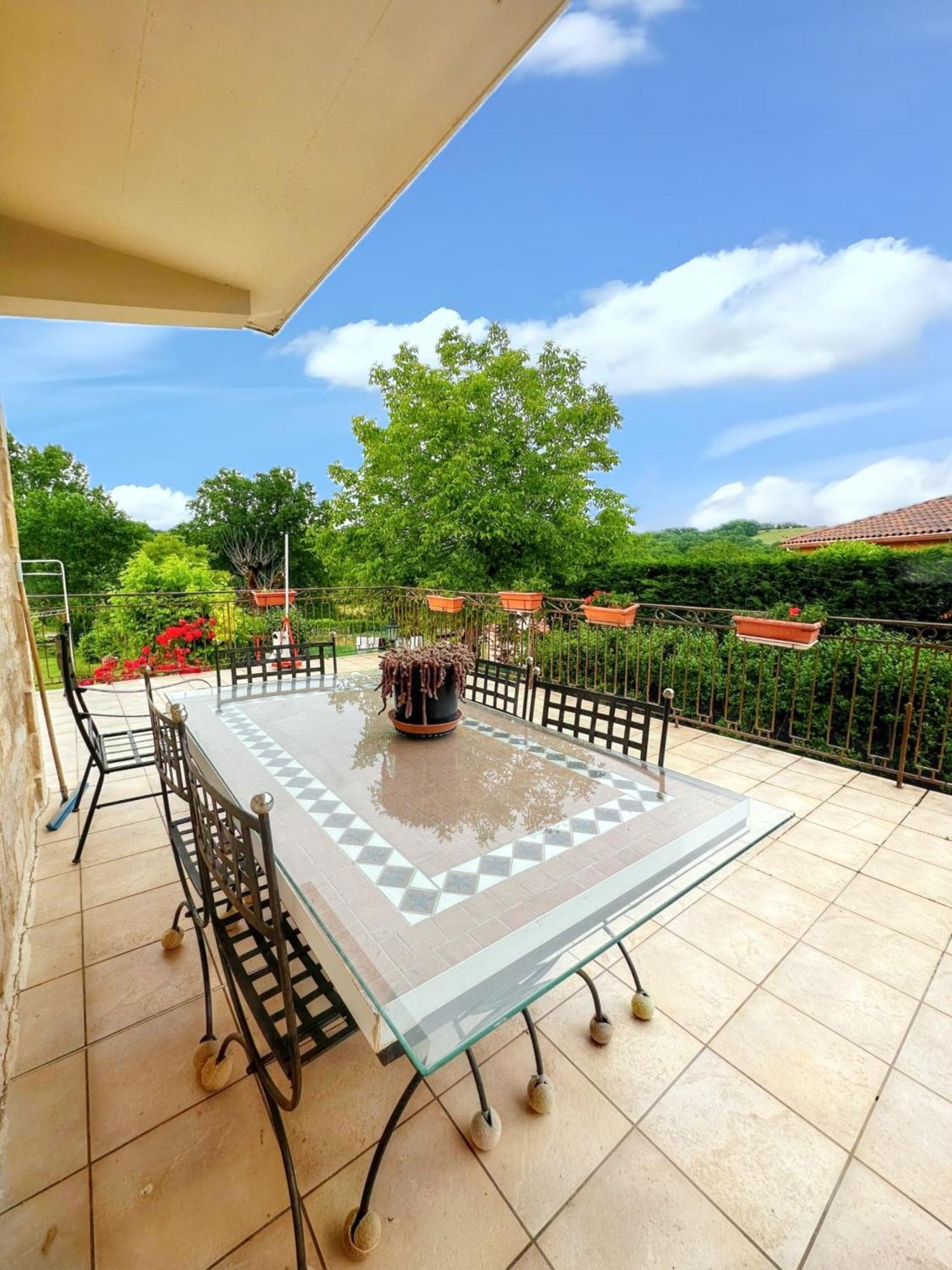 Appartement Charmant A Toulonjac Avec Jardin Et Terrasse 110 M² Exteriör bild